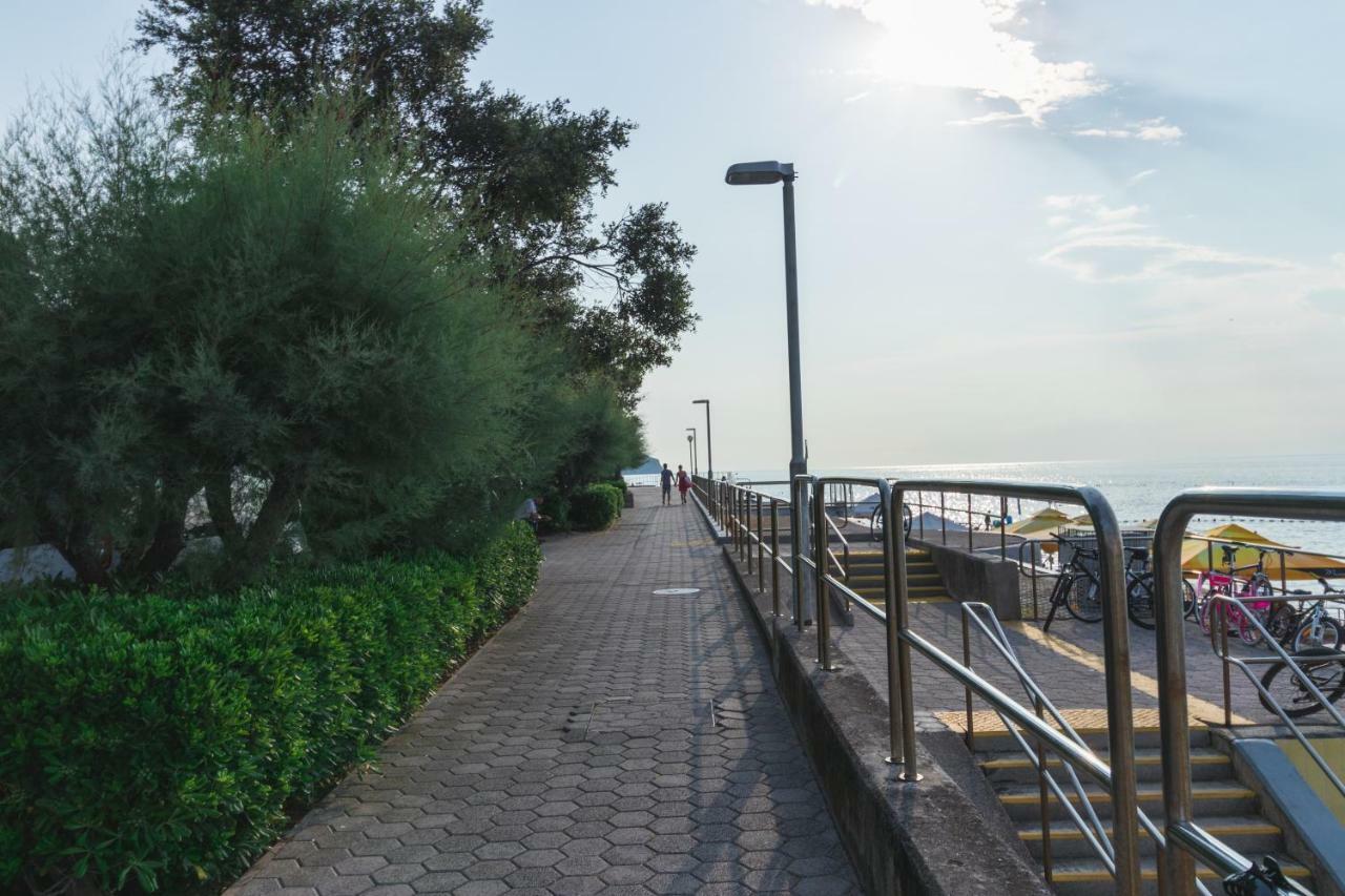 איזולה Apartments Amavi מראה חיצוני תמונה